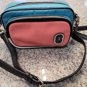 COURT CROSSBODY IN COLORBLOCK SIGNATURE NYLON WITH COACH PATCH